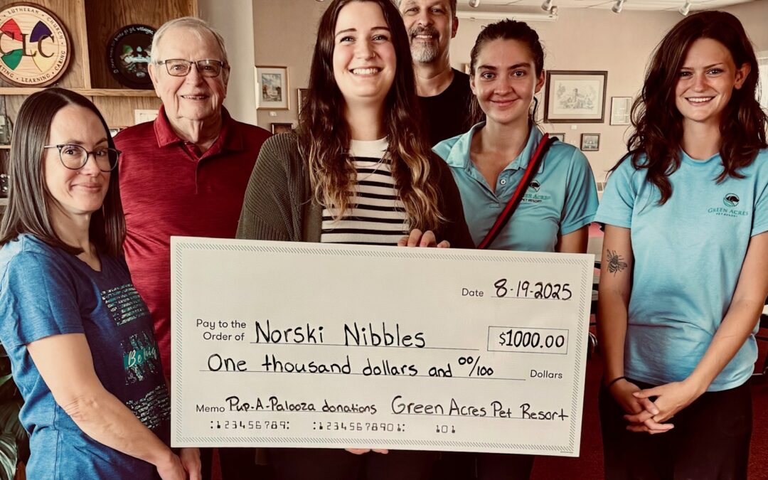 Norski Nibbles Receives Donation from Pet Resort Event